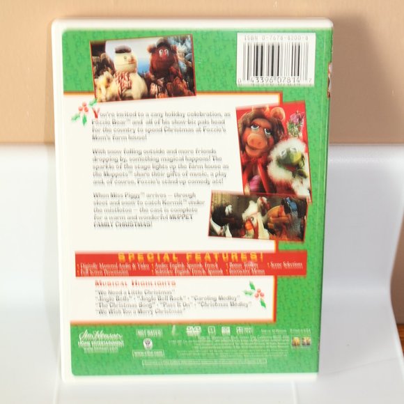 A Muppet Family Christmas DVD - Picture 2 of 3